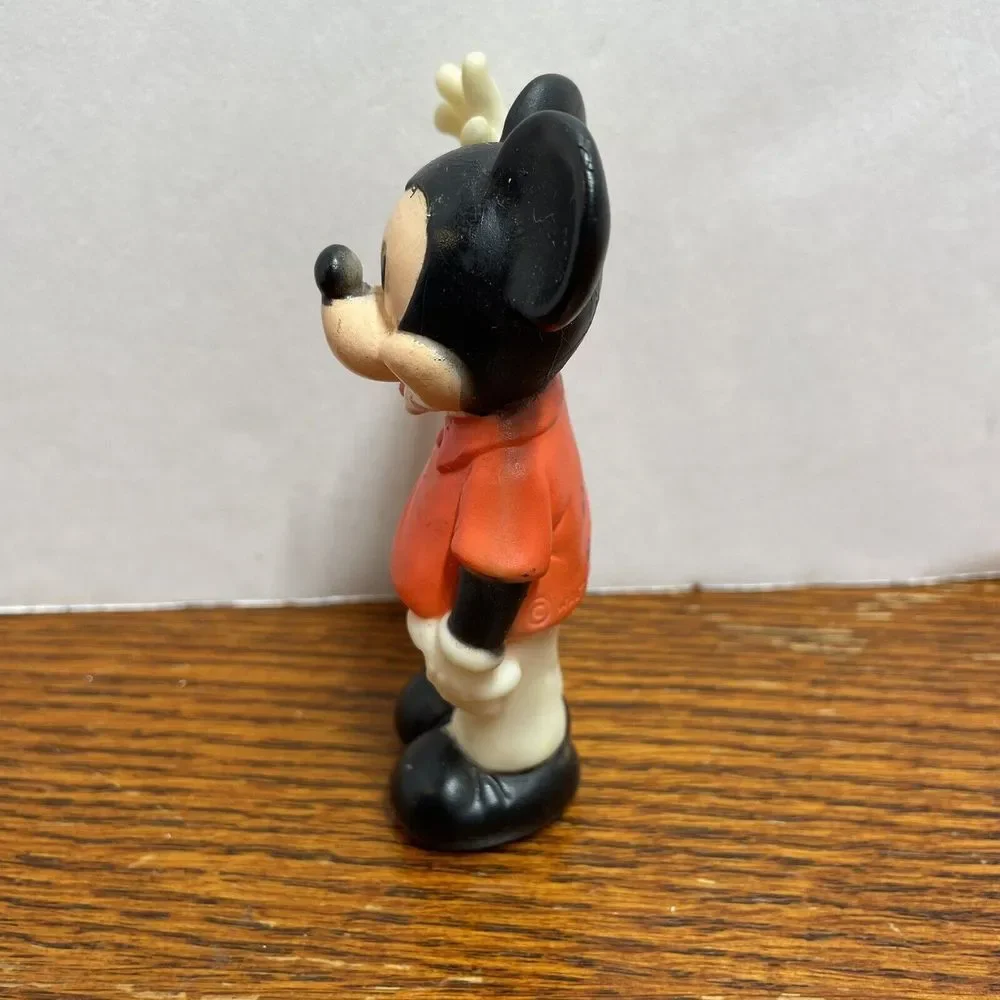 Vintage Disney Mickey Mouse Figurine‎ Waving Orange Shirt Collectible Statue